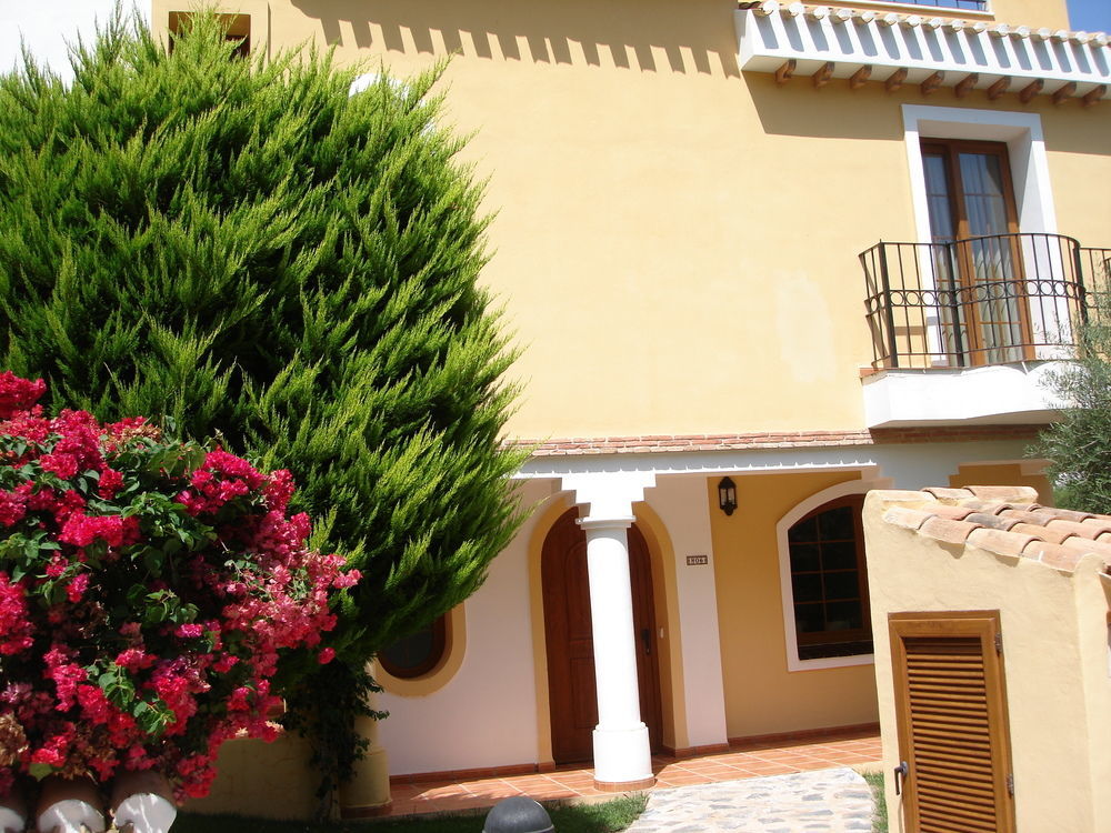 Montemares Golf Luxury Villas & Apartments At La Manga Club Exterior photo
